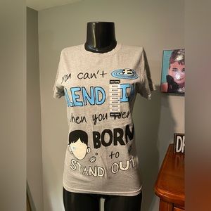 Women’s “love Simon “ tee shirt ( medium )